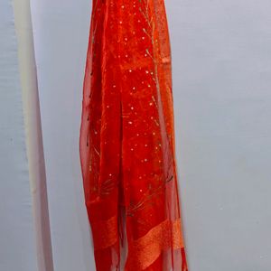 Red Dupatta