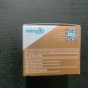 Everyuth Naturals Tan Removal Night Cream