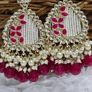 Perohi Earrings With Pearls and Pink Glass Beads