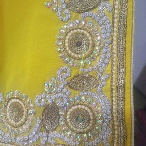 Heavy Wedding Saree With Blouse