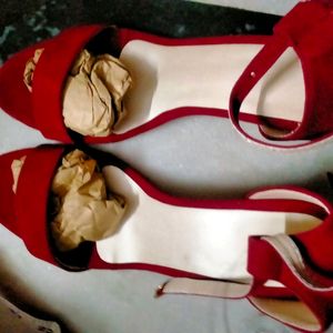 Totally Brand New Womens Heels Sandals