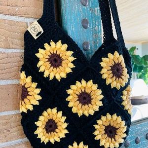 Crochet sunflower tote bag