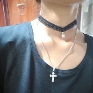 Chocker Necklace With Earing