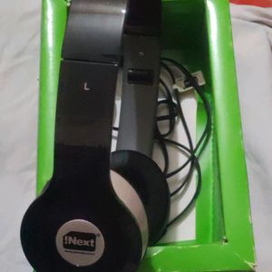 lowest price deal brand new wired headphone just rs 380 only price fixed isse Kum nahin hoga for more gadgets follow my profile