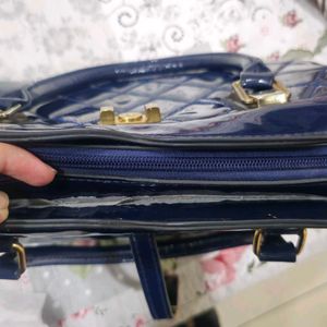 NAVY BLUE HANDBAG 👜