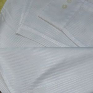 White Full Sleeve Formal Shirt