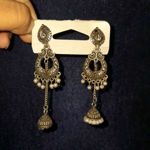 Jhumkas (2 Pairs)