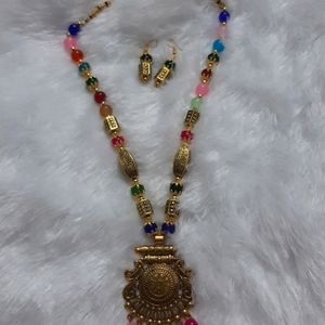 Beautiful Multicolour Necklace Set