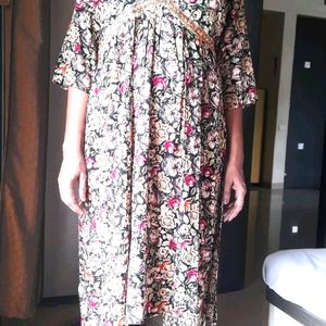 Floral printed nayra cut kurta pant set