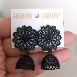 Black Jhumki Earing