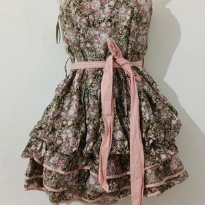 TIERED FLORAL TUBE DRESS