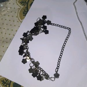 Black Metal Flower Bracelet/anklets