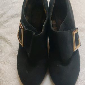 A Stelatoes Footwear (Size 39)