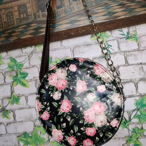 Beautiful Floral Sling Bag 😍