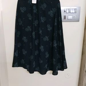 🖤 Black Skirt 🖤(Negotiable)