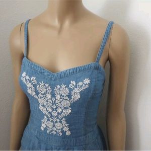 Hollister Chambray Embroidered Romper Jumper Size