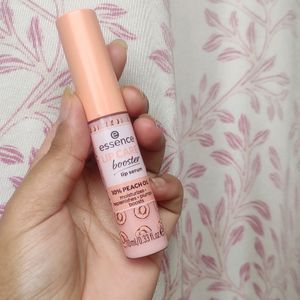 Essence Lip Booster Serum