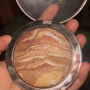 Brand New Swis Beauty Baked Blush And Highlighter