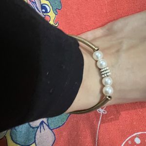 Anklet