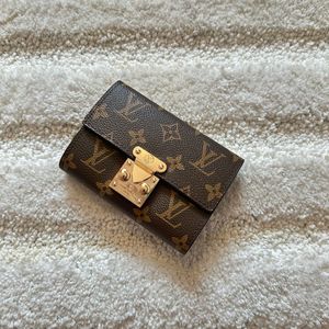 Lv Lock System Wallet