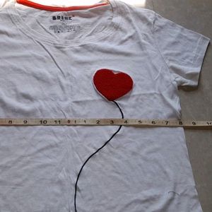 set of two white tees