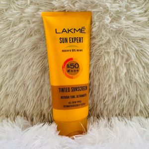 Lakme Sunexpert Tinted Sunscreen