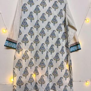 AKKRITI PANTALOONS KURTI