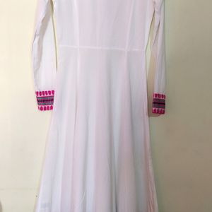 White Anarkali Kurta With Pink Border