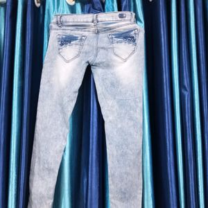 Shadded Light Blue Women Jeans👖