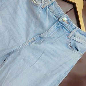 Light Blue Jeans Denim For Girl Or Woman 32 Waist