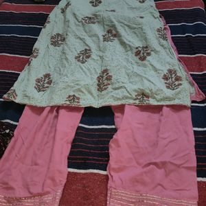 Kurti Pent