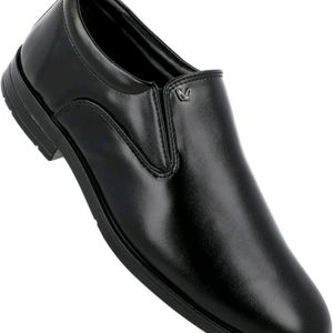 Walkaroo brand Formal Shoes For Men