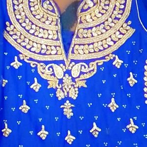 🔵Mastani Pattern Heavy Work Gown For Partywear