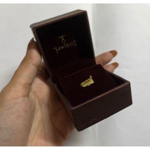 Tanishq Pendant/Earring Box