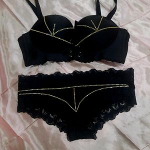 ⭐️⭐️Important Dimond Bra Panty Set ⭐️⭐️