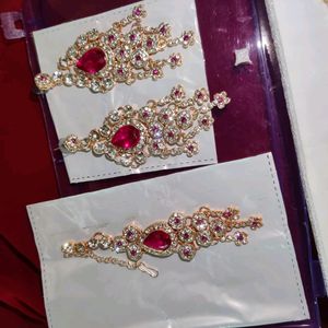 Beautiful Golden Necklace Set  Pink & White Diamond