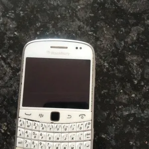 Dead BlackBerry Bold Mobile , No Battery