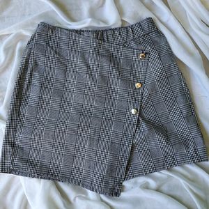 Checkered Skorts.