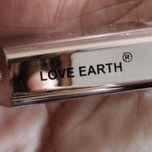 Love Earth Lip Gloss( Honey Dip)