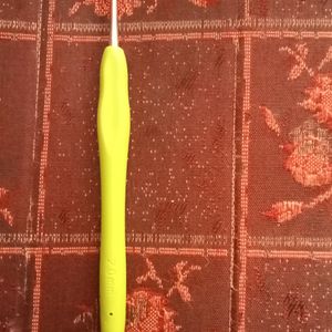 Crochet Hooks 2mm And 2.5mm