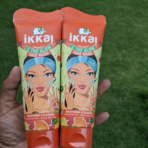 Ikkai Organic C Glow Face Wash