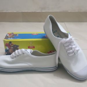 School shoes for kids