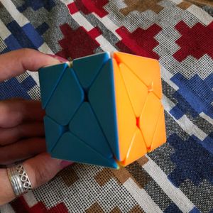 Moyu Axis cube