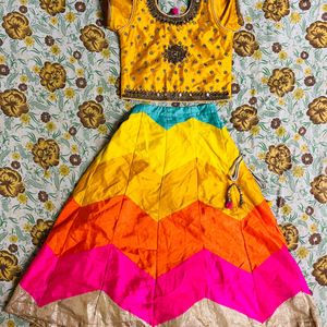 Lehenga, Chioli Full Set