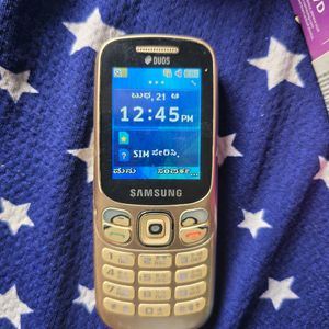 Samsung Metro 313 Mobile with Charger