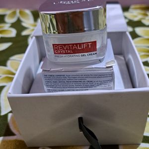 L'Oreal Paris Revitalift Crystal Gel Cream