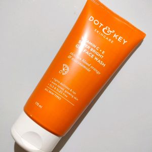 Vitamin C Face Wash (Big Size) ~ D&K