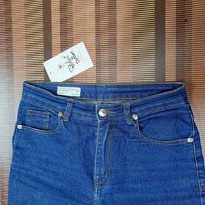 W-93 Size 28 Straight Women Denim Jeans