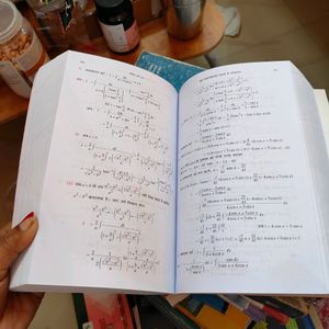 Lucent's Maths Book