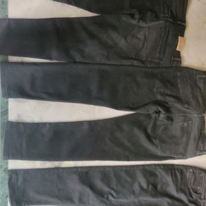 Black Jeans At Affordable Price